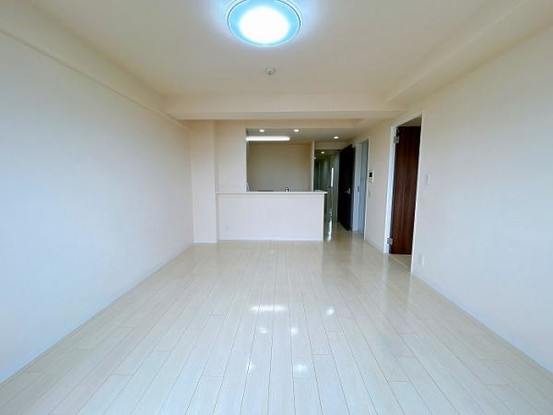 apartment 香川県丸亀市田村町1774番地2　マイタウン　西棟中