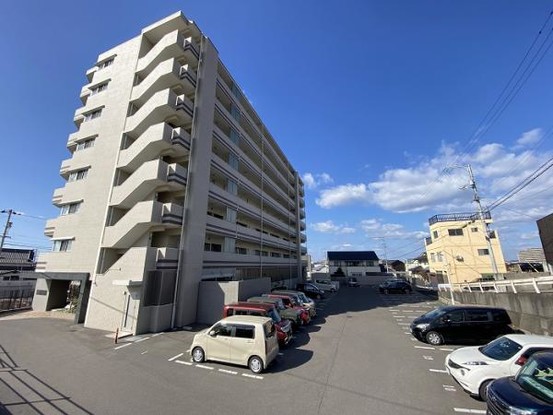 apartment 香川県丸亀市田村町1774番地2　マイタウン　西棟中