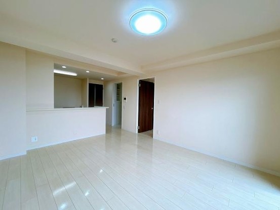 apartment 香川県丸亀市田村町1774番地2　マイタウン　西棟中