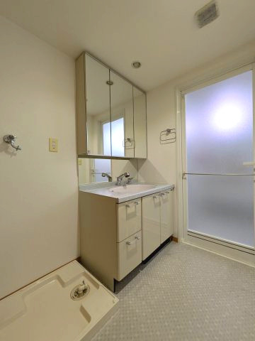 apartment 広島県安芸郡府中町八幡１丁目４－２３