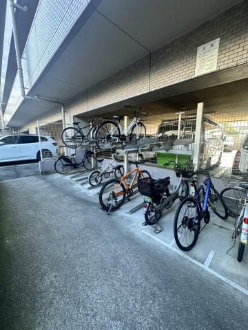 apartment 広島県安芸郡府中町八幡１丁目４－２３