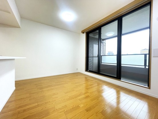 apartment 埼玉県上尾市谷津２丁目２番１号ショーサンプラザ５Ｆ