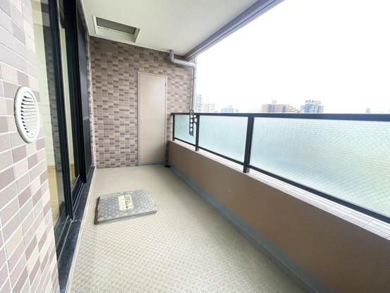 apartment 埼玉県上尾市谷津２丁目２番１号ショーサンプラザ５Ｆ