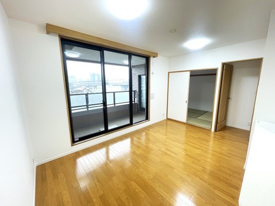 apartment 埼玉県上尾市谷津２丁目２番１号ショーサンプラザ５Ｆ