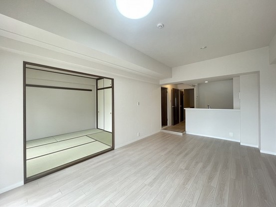 apartment 埼玉県上尾市谷津２丁目２番１号ショーサンプラザ５Ｆ