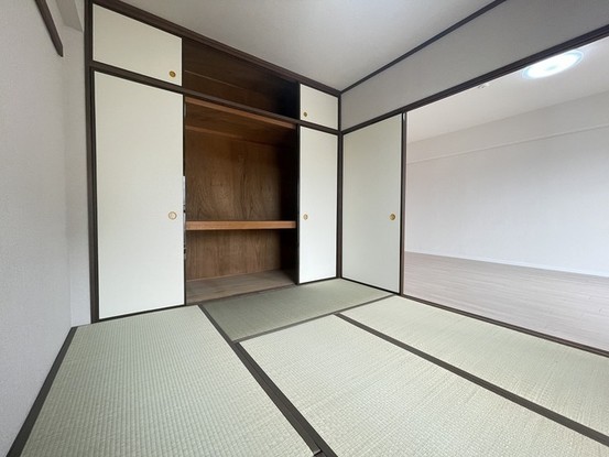 apartment 埼玉県上尾市谷津２丁目２番１号ショーサンプラザ５Ｆ