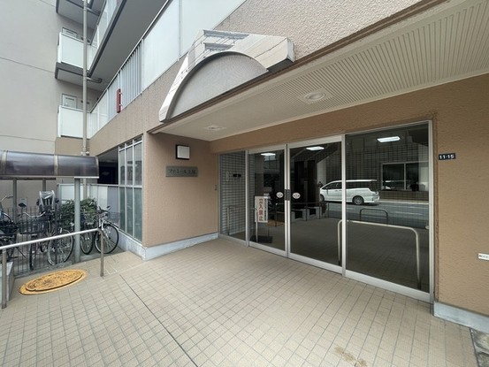 apartment 埼玉県上尾市谷津２丁目２番１号ショーサンプラザ５Ｆ