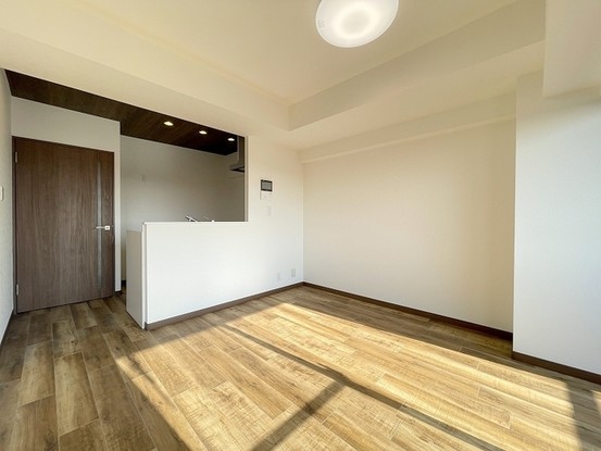 apartment 埼玉県上尾市谷津２丁目２番１号ショーサンプラザ５Ｆ