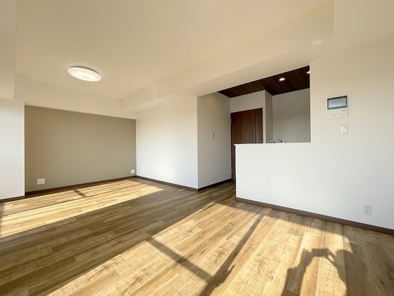 apartment 埼玉県上尾市谷津２丁目２番１号ショーサンプラザ５Ｆ