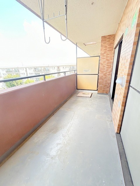 apartment 埼玉県上尾市谷津２丁目２番１号ショーサンプラザ５Ｆ