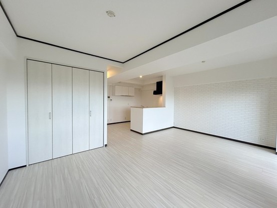 apartment 埼玉県上尾市谷津２丁目２番１号ショーサンプラザ５Ｆ