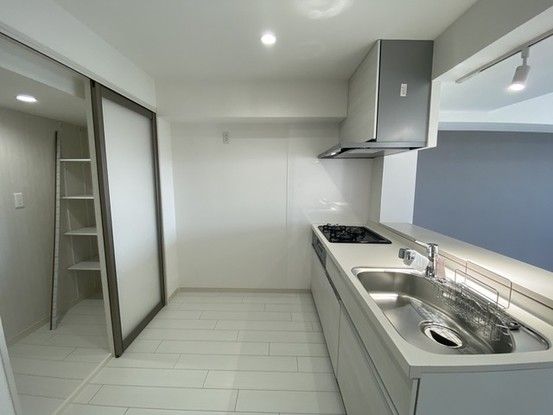 apartment 埼玉県上尾市谷津２丁目２番１号ショーサンプラザ５Ｆ