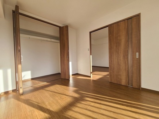 apartment 埼玉県上尾市谷津２丁目２番１号ショーサンプラザ５Ｆ