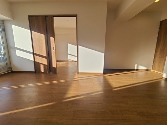 apartment 埼玉県上尾市谷津２丁目２番１号ショーサンプラザ５Ｆ