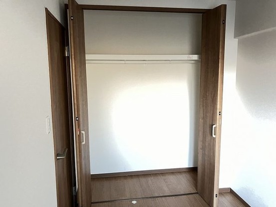 apartment 埼玉県上尾市谷津２丁目２番１号ショーサンプラザ５Ｆ