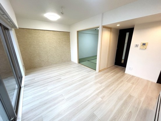 apartment 埼玉県上尾市谷津２丁目２番１号ショーサンプラザ５Ｆ