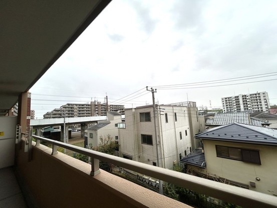 apartment 埼玉県上尾市谷津２丁目２番１号ショーサンプラザ５Ｆ