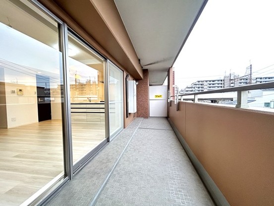apartment 埼玉県上尾市谷津２丁目２番１号ショーサンプラザ５Ｆ