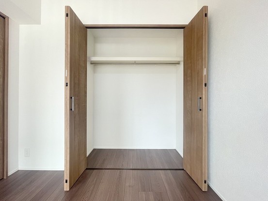 apartment 埼玉県上尾市谷津２丁目２番１号ショーサンプラザ５Ｆ