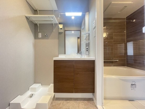 apartment 埼玉県上尾市谷津２丁目２番１号ショーサンプラザ５Ｆ