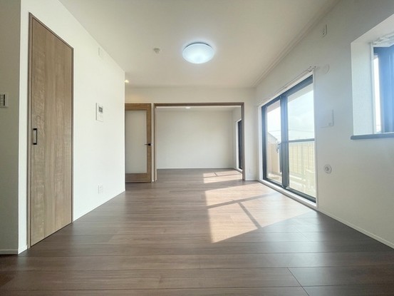 apartment 埼玉県上尾市谷津２丁目２番１号ショーサンプラザ５Ｆ