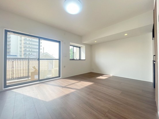 apartment 埼玉県上尾市谷津２丁目２番１号ショーサンプラザ５Ｆ