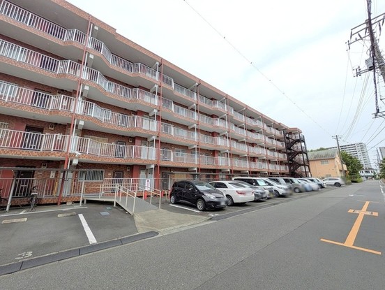 apartment 埼玉県上尾市谷津２丁目２番１号ショーサンプラザ５Ｆ