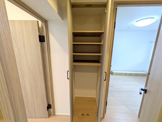apartment 埼玉県上尾市谷津２丁目２番１号ショーサンプラザ５Ｆ