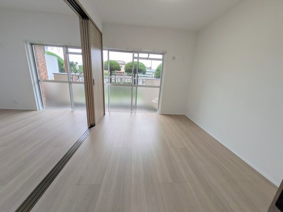apartment 埼玉県上尾市谷津２丁目２番１号ショーサンプラザ５Ｆ