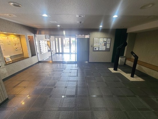 apartment 埼玉県上尾市谷津２丁目２番１号ショーサンプラザ５Ｆ