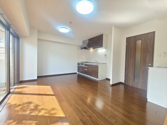 apartment 埼玉県上尾市谷津２丁目２番１号ショーサンプラザ５Ｆ