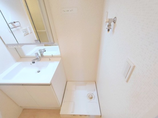 apartment 埼玉県上尾市谷津２丁目２番１号ショーサンプラザ５Ｆ