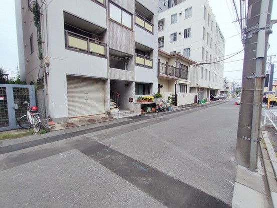 apartment 埼玉県上尾市谷津２丁目２番１号ショーサンプラザ５Ｆ
