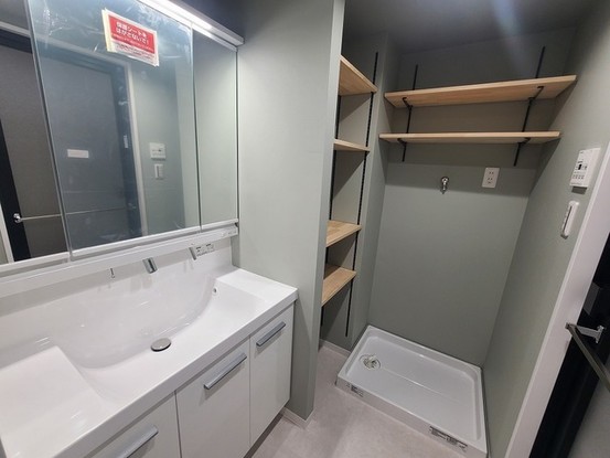 apartment 埼玉県上尾市谷津２丁目２番１号ショーサンプラザ５Ｆ