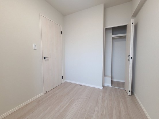 apartment 埼玉県上尾市谷津２丁目２番１号ショーサンプラザ５Ｆ