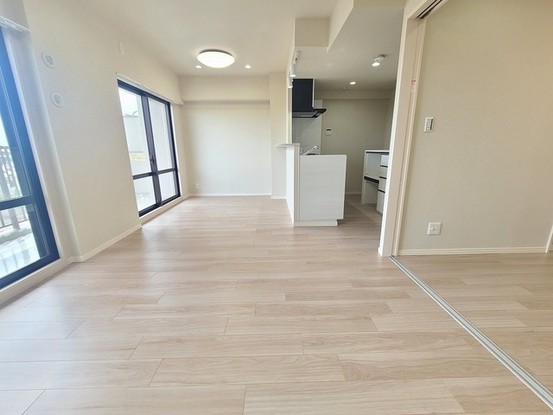 apartment 埼玉県上尾市谷津２丁目２番１号ショーサンプラザ５Ｆ
