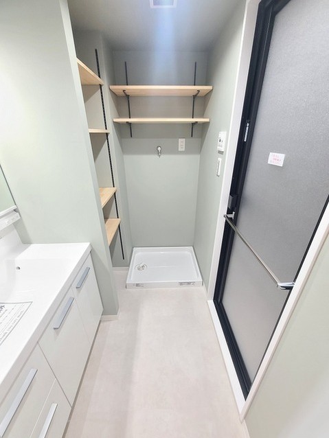 apartment 埼玉県上尾市谷津２丁目２番１号ショーサンプラザ５Ｆ