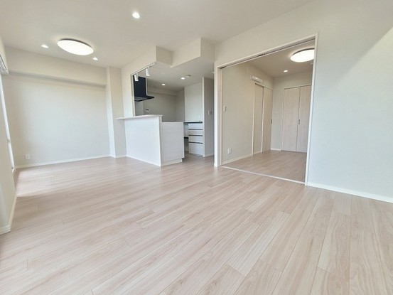 apartment 埼玉県上尾市谷津２丁目２番１号ショーサンプラザ５Ｆ