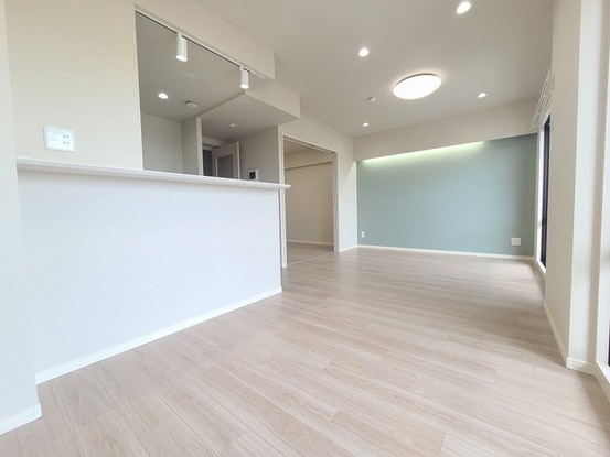 apartment 埼玉県上尾市谷津２丁目２番１号ショーサンプラザ５Ｆ