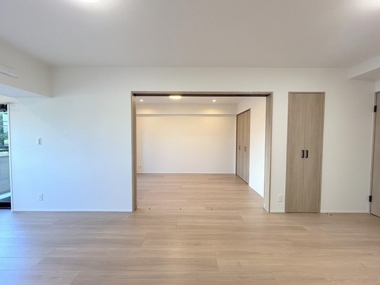apartment 埼玉県上尾市谷津２丁目２番１号ショーサンプラザ５Ｆ