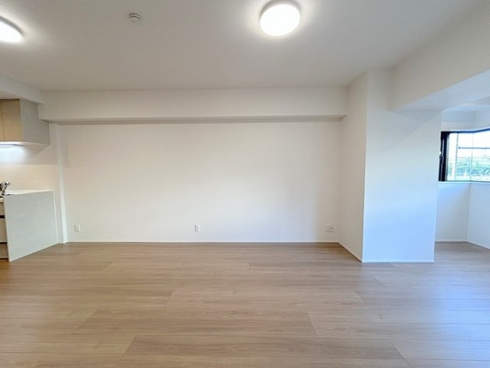 apartment 埼玉県上尾市谷津２丁目２番１号ショーサンプラザ５Ｆ