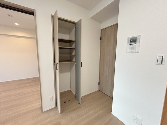 apartment 埼玉県上尾市谷津２丁目２番１号ショーサンプラザ５Ｆ