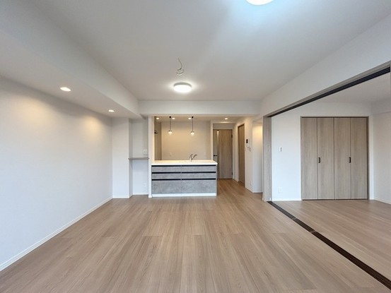 apartment 埼玉県上尾市谷津２丁目２番１号ショーサンプラザ５Ｆ