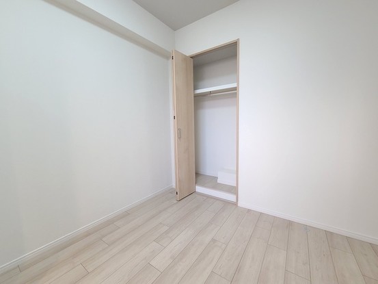 apartment 埼玉県上尾市谷津２丁目２番１号ショーサンプラザ５Ｆ
