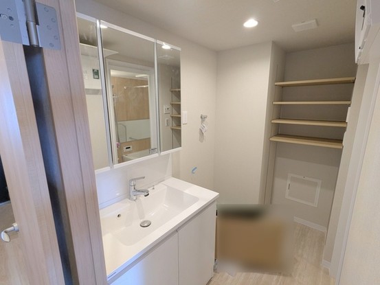 apartment 埼玉県上尾市谷津２丁目２番１号ショーサンプラザ５Ｆ