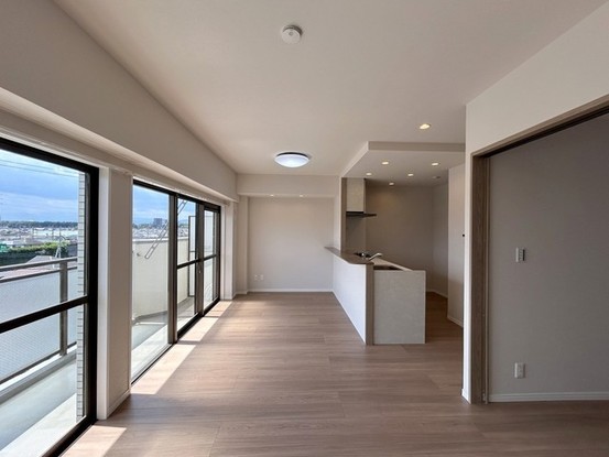 apartment 埼玉県上尾市谷津２丁目２番１号ショーサンプラザ５Ｆ