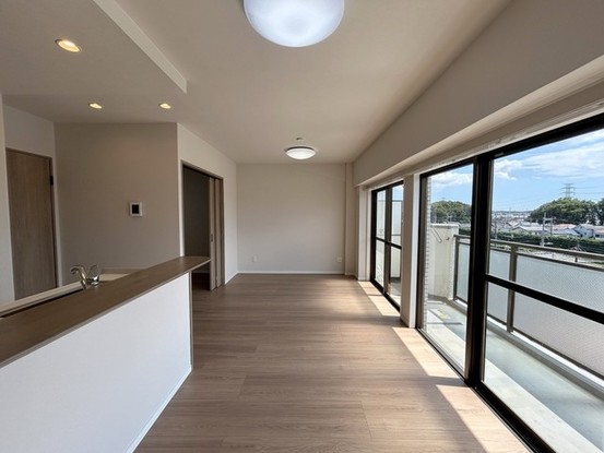apartment 埼玉県上尾市谷津２丁目２番１号ショーサンプラザ５Ｆ