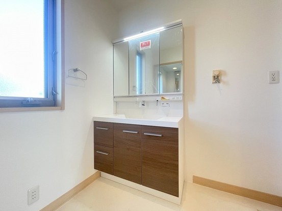 detached 埼玉県上尾市谷津２丁目２番１号ショーサンプラザ５Ｆ