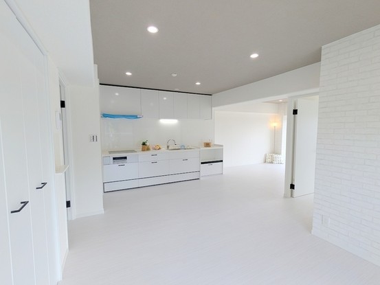 apartment 埼玉県上尾市谷津２丁目２番１号ショーサンプラザ５Ｆ