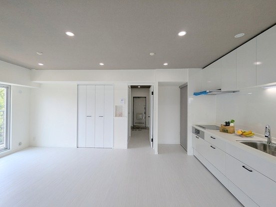 apartment 埼玉県上尾市谷津２丁目２番１号ショーサンプラザ５Ｆ
